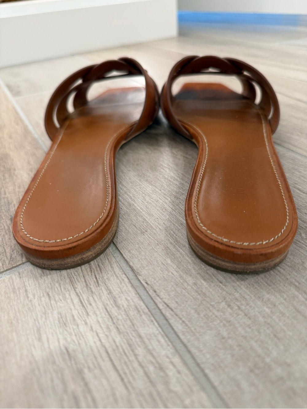 YSL Tribute Sandals in tan - Picture 2 of 4